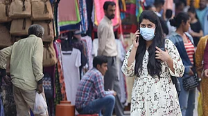 Delhi rules: Pay ₹500 fine for not wearing masks, spitting in public