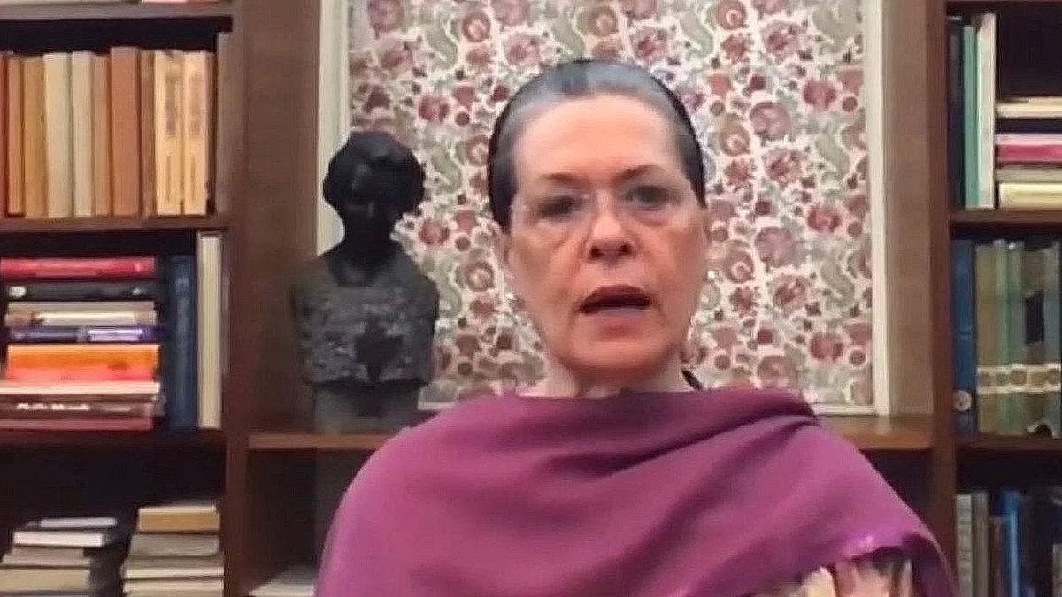 Congress President Sonia Gandhi joins #SpeakUpAgainstFuelHike campaign, demands rollback in fuel price hike