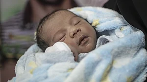‘No delay in childbirth for pregnant women over COVID test’