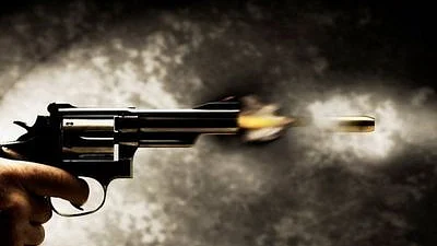 Sashastra Seema Baltrooper shoots senior, self in J&K’s Kulgam