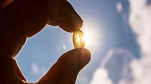 Vitamin D deficiency may increase COVID-19 risk: Study