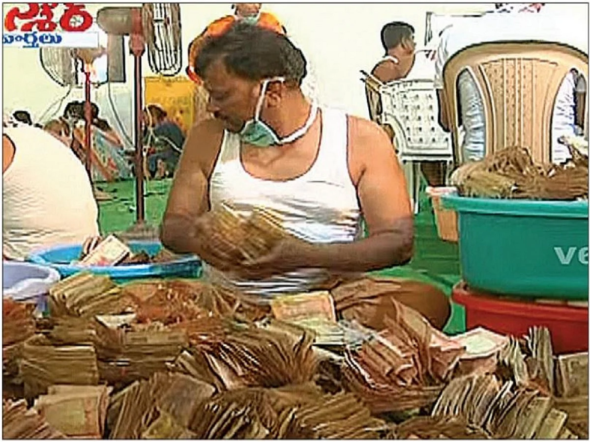 Encashing a cheque is not always easy and can actually turn into a nightmare