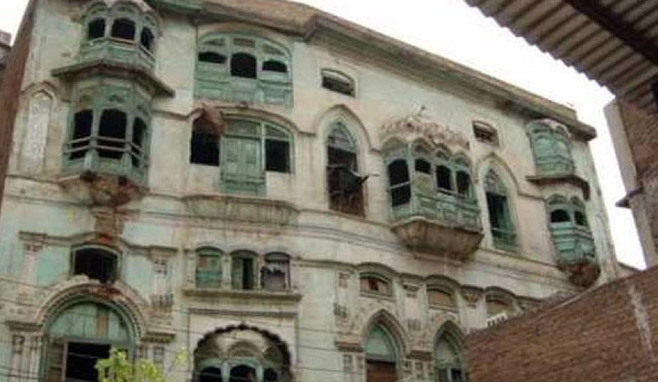 Pakistan’s  government to buy ancestral houses of Raj Kapoor, Dilip Kumar