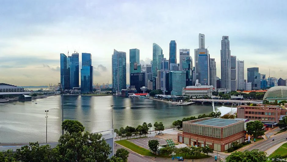 How Singapore managed to emerge as strong economy and healthy society