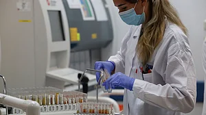Researchers develop cheaper, faster, accurate COVID-19 test
