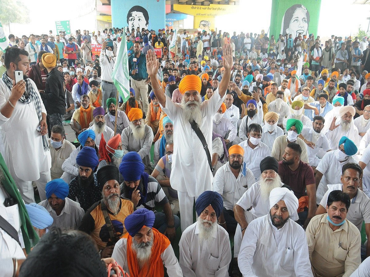 Bharat Bandh: Massive protests against farm bills throw life out of gear across Punjab and Haryana 