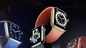 Apple unveils Watch Series 6, cheaper Watch SE, iPad Air