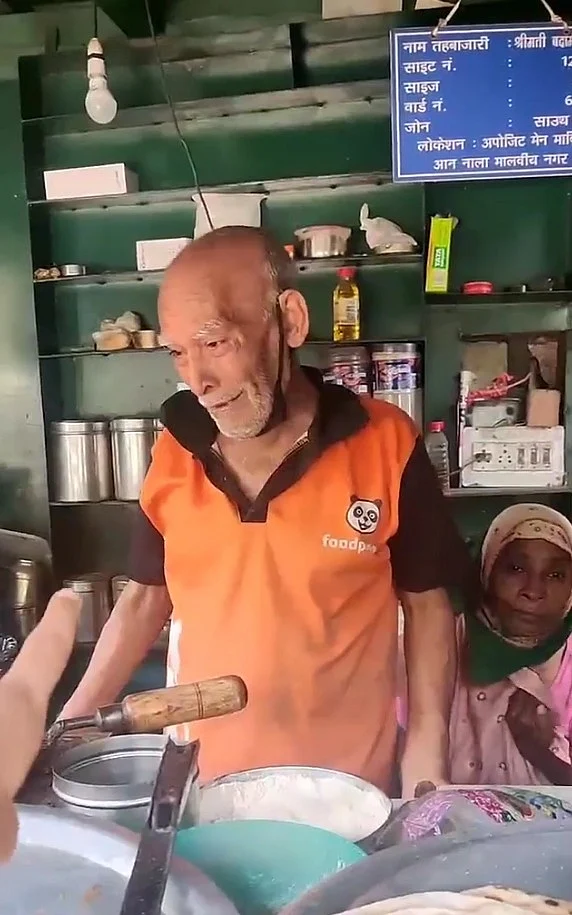 #BabaKaDhaba trends as Bollywood urges fans to help struggling elderly food stall owners