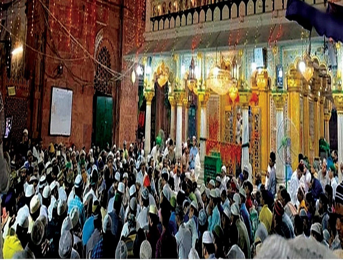 Sufis wrote poetry, sang songs and danced to express their love for God     