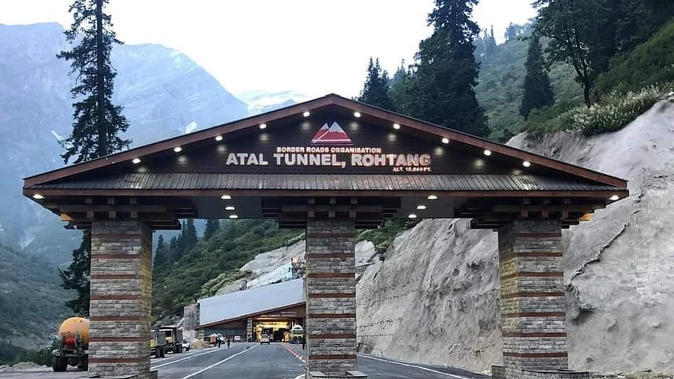 PM Modi inaugurates Atal Tunnel