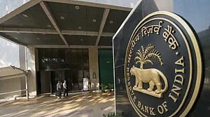 Sensex rallies 327 pts on RBI steps to boost liquidity; gains for 7th day