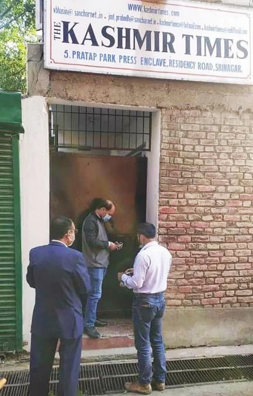 Gag on media: Kashmir Times office in Srinagar sealed without notice