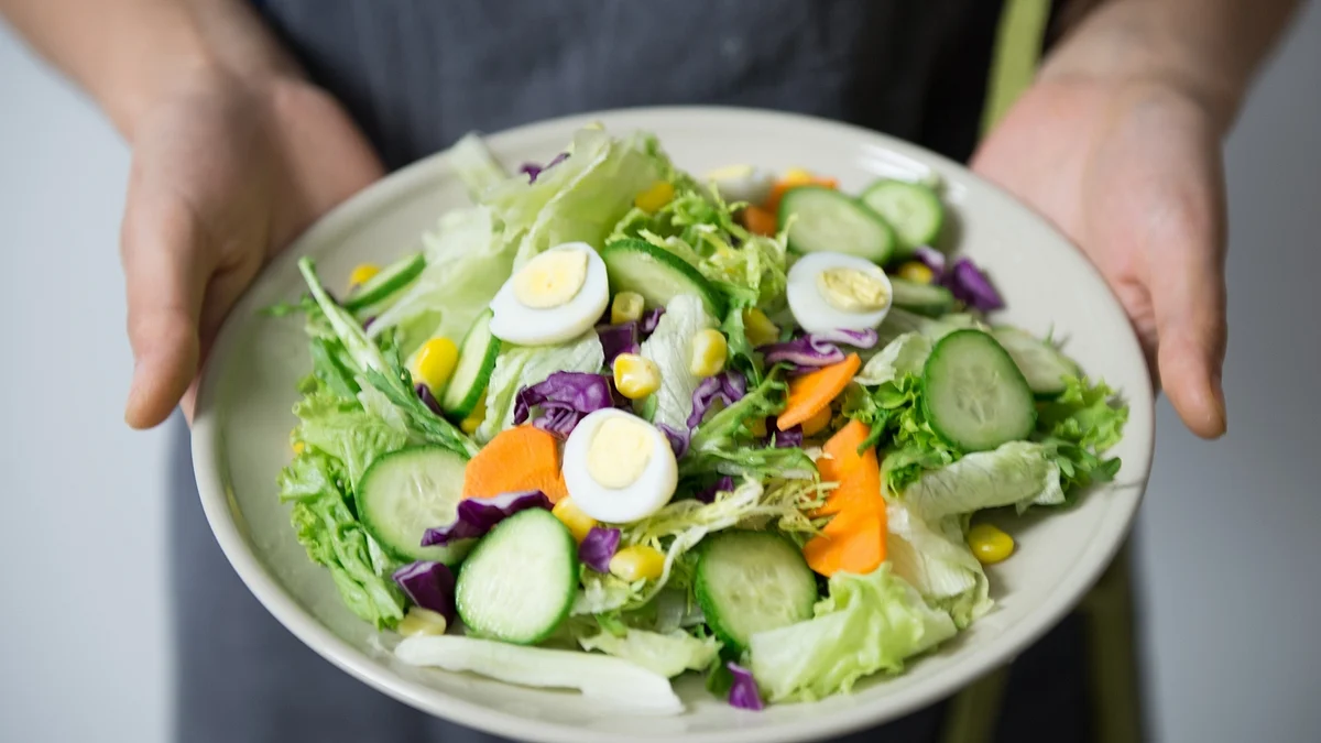 Vegans, vegetarians at higher risk of bone fractures: Study