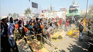 Farm union calls meeting to discuss violence during tractor parade in Delhi