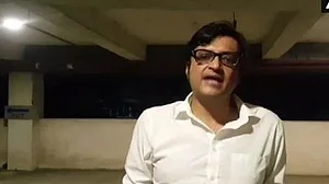 Maharashtra Governor  speaks to state home minister Deshmukh over Arnab’s security, health