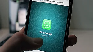 400 million Indians can now send money via WhatsApp