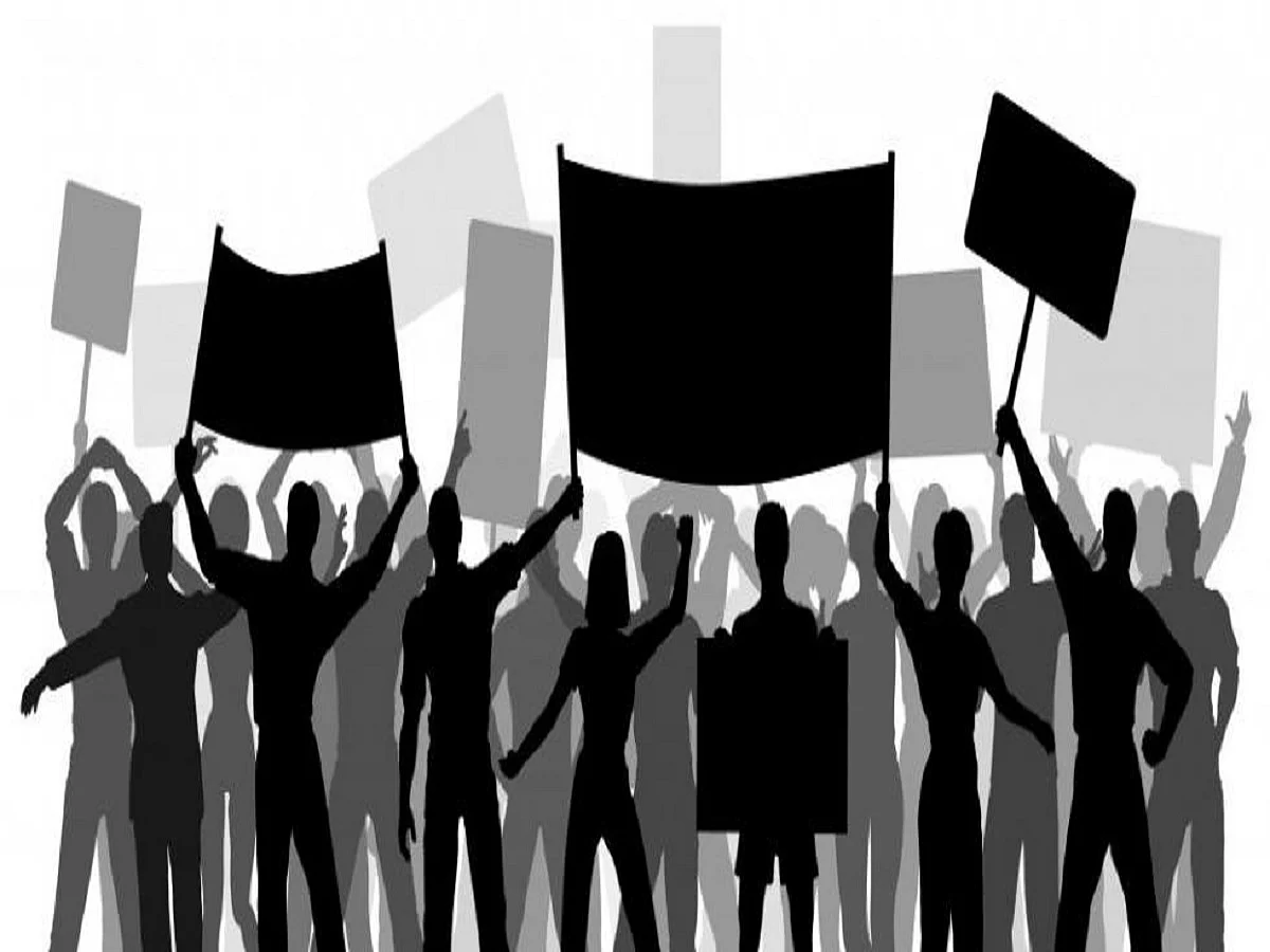 Right to dissent of an individual has to be protected by the State