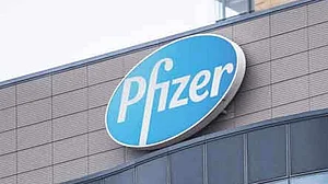 Bahrain plans free shots, Saudi Arabia approves Pfizer jab