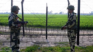 2 army soldiers, BSF officer, 3 civilians killed in Pak firing at LoC