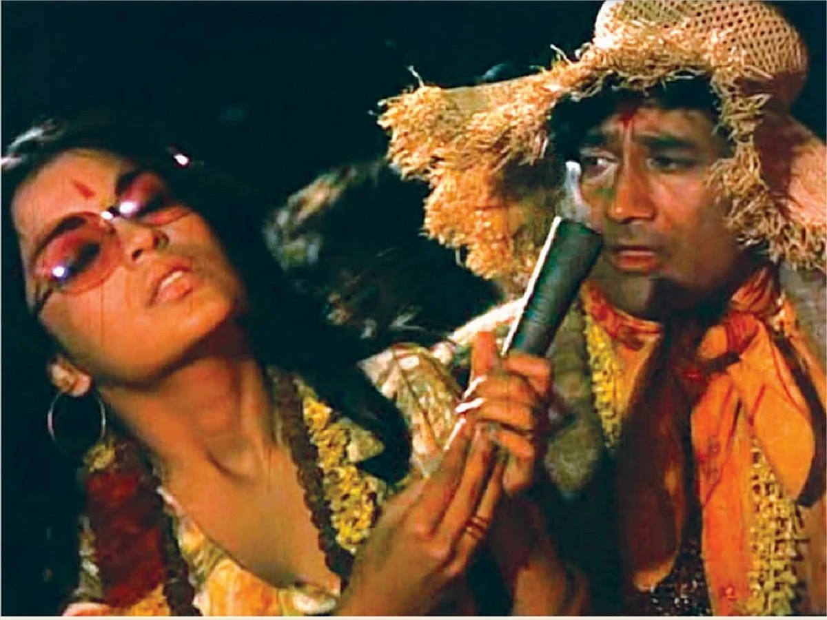  The Waltz of Maria and Juan!