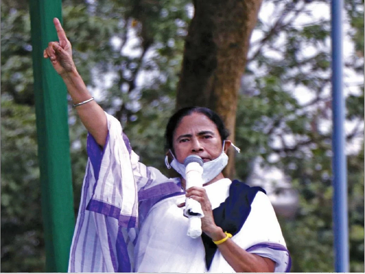 Bengal Polls: Mamata hails farmers’ struggle at Delhi borders, says, BJP selling off country’s public assets