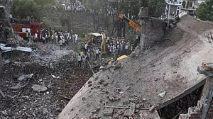 4 killed in firecracker godown blast in UP