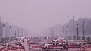 Partly cloudy sky, AQI 'very poor' for Delhi-NCR