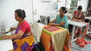 Number of women workers decline in India due to slowdown, pandemic; younger ones facing too many challenges