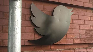 Twitter quietly removes login requirement to view tweets