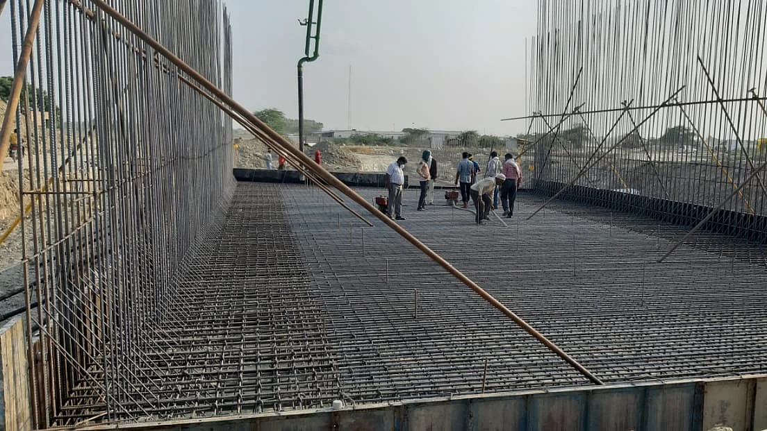 Under construction Bundelkhand expressway (courtesy: Twitter/@upeidaofficial