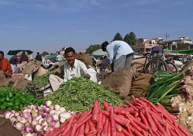 Multiple complaints of traders cheating farmers after MP enacts law allowing them to buy produce outside mandi