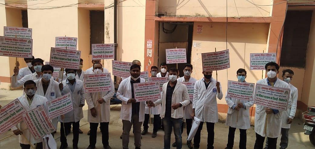 Doctors’ protest intensifies as Modi govt allows Ayurvedic doctors to perform surgery