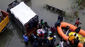 Heavy rains lash TN, Puducherry as cyclonic storm Burevi nears