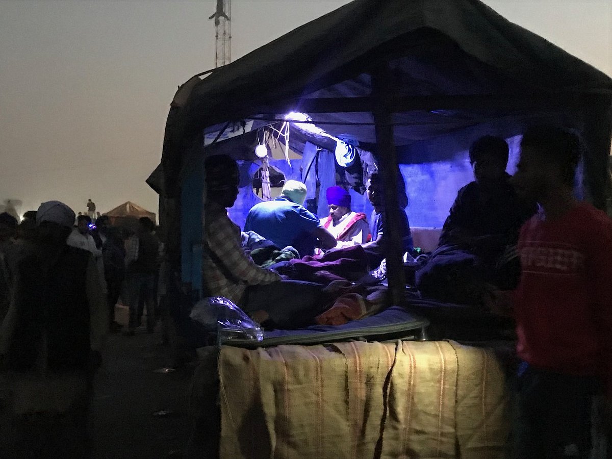 Ground report: It’s a city of caravans at the Singhu border