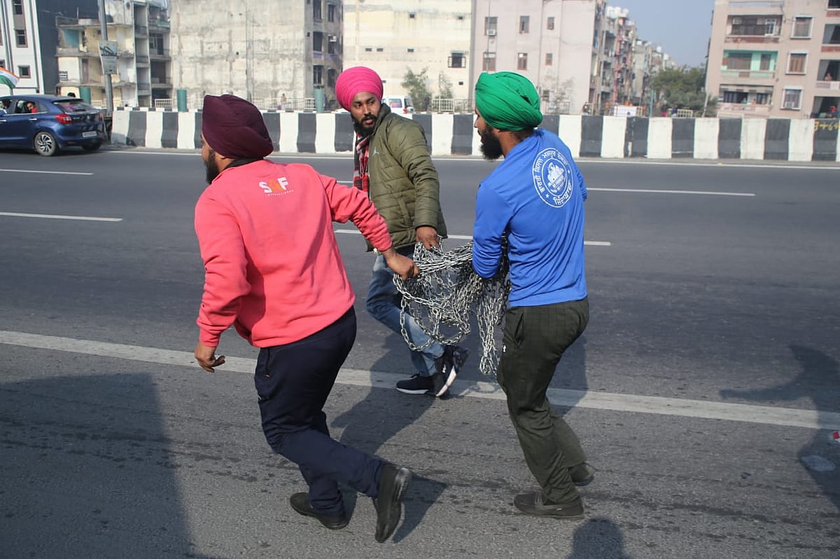 LIVE News Updates: Home Minister Amit Shah calls for an emergency meeting on Farmers protest