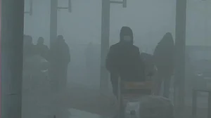 ‘Very dense’ fog lowers visibility to zero meters in Delhi, traffic movement hit