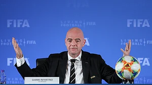 2022 World Cup will be played in packed stadiums: Infantino