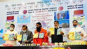 SC refuses to accept apology from Patanjali founders, asks them to appear on 10 April