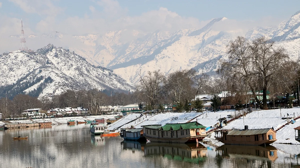 Kashmir turns shooting hotspot for music videos