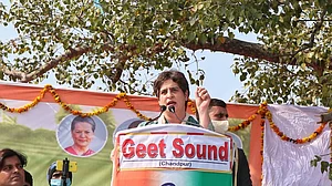 Priyanka Gandhi attacks Modi and his ‘capitalist friends’ at Kisan Panchayat in Bijnor, demands repeal of laws