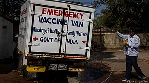 'You must smell the coffee,' SC grills Centre over vaccine policy, urges govt to align it with ground reality