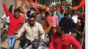 Reality Bites: De, de, Ram ke naam pe de de, aur nahin toh: donate or else…