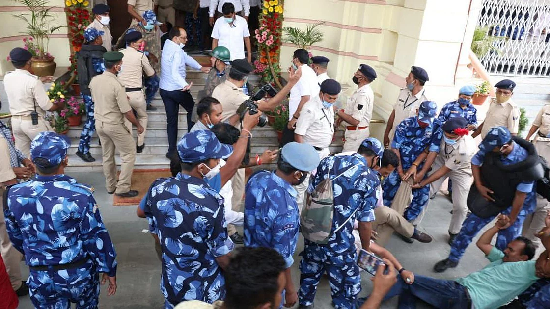 Bihar assembly fracas: Nitish Kumar blackens face of democracy
