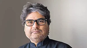 Vishal Bhardwaj wants to make film on Paes-Bhupathi