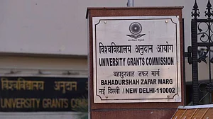 SC issues notice on plea against HC order on UGC's power to regulate distance education programmes