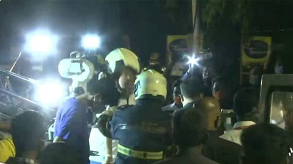 2 dead, 70 COVID-19 patients evacuated in Mumbai hospital fire