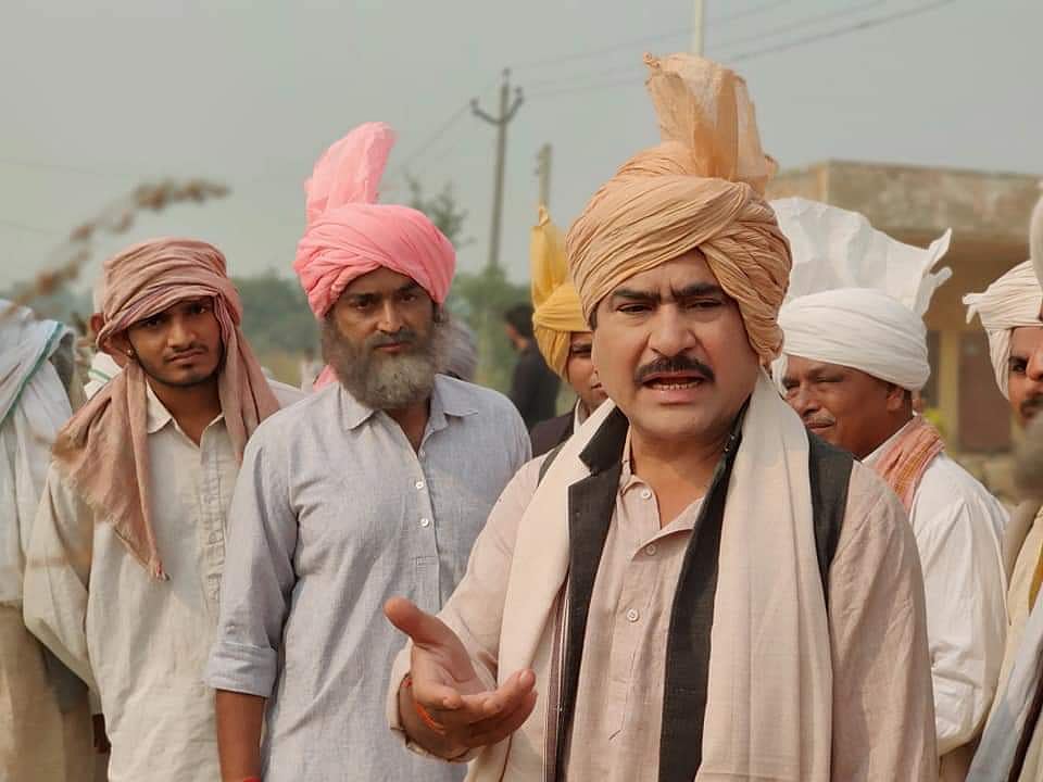 ‘Dada Lakhmi’: A poet gets a due, an actor proves it was long overdue!