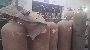UP minister orders probe into Agra 'mock drill' tragedy