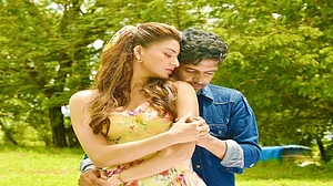 “Doob Gaye” featuring Urvashi Rautela and Guru Randhawa released with intense love story