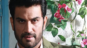 Web is here to stay, but theatres are irreplaceable: Sharad Kelkar